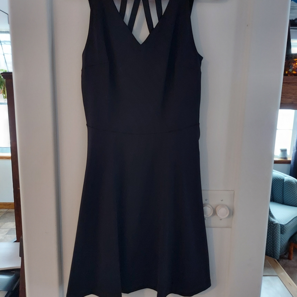 Adrienne Vittadini Black Backless Dress